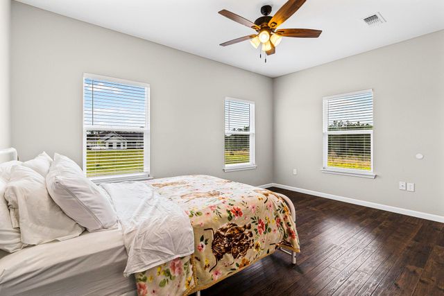 9572 Fm 355, Trinity, TX 75862