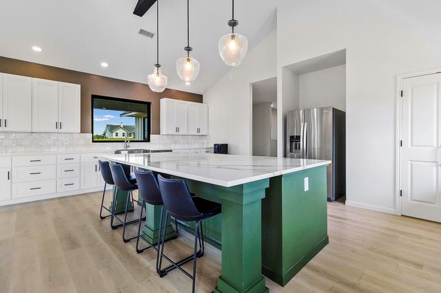 9572 Fm 355, Trinity, TX 75862