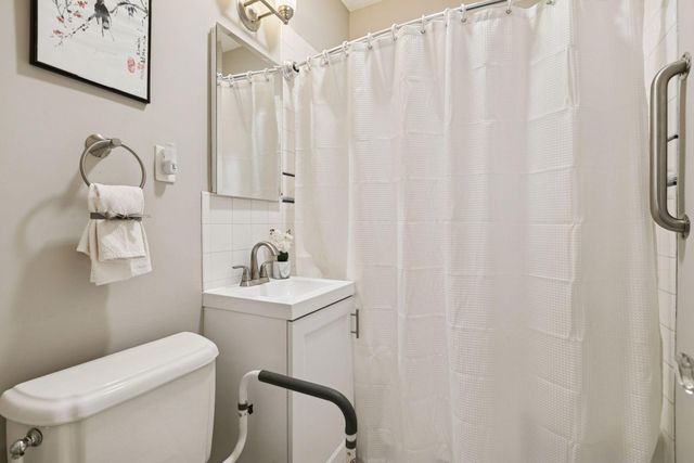 2823 Garfield Street NE, Minneapolis, MN 55418