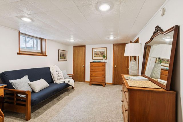 2823 Garfield Street NE, Minneapolis, MN 55418