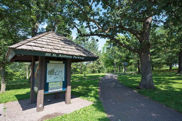 2823 Garfield Street NE, Minneapolis, MN 55418