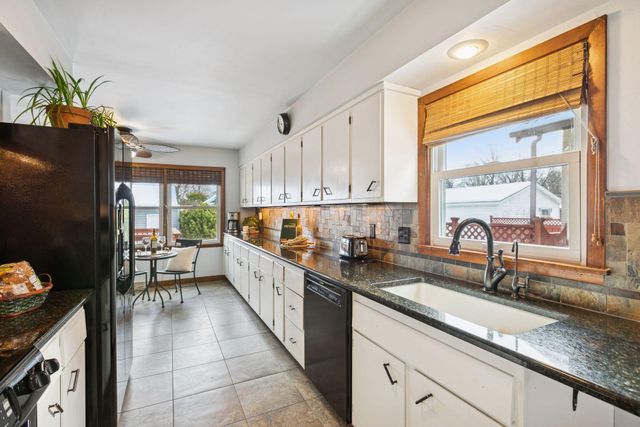 2823 Garfield Street NE, Minneapolis, MN 55418