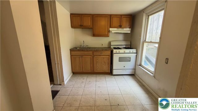 635 West Union Street, Allentown City, PA 18101