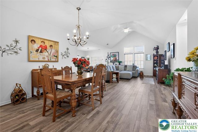 5490 Traditions Drive, Upper Saucon Twp, PA 18036