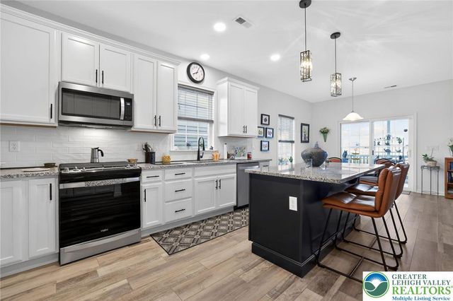 5490 Traditions Drive, Upper Saucon Twp, PA 18036