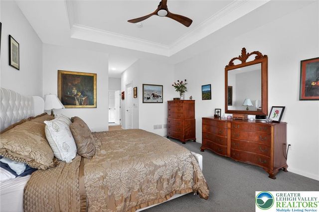 5490 Traditions Drive, Upper Saucon Twp, PA 18036
