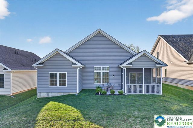 5490 Traditions Drive, Upper Saucon Twp, PA 18036