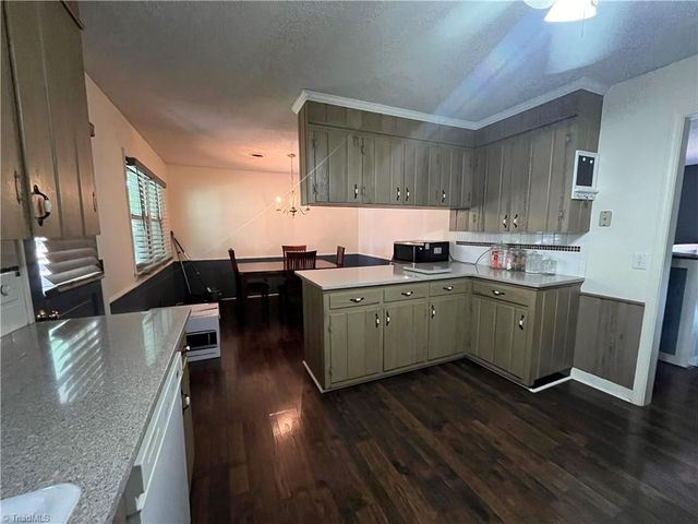 1041 Canyon Drive, Rural Hall, NC 27045