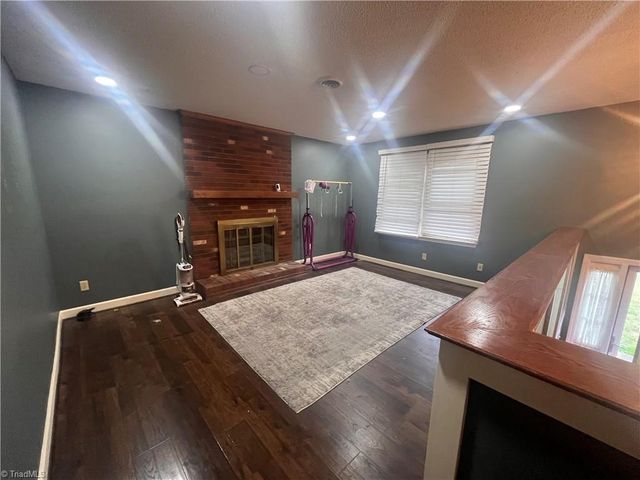1041 Canyon Drive, Rural Hall, NC 27045