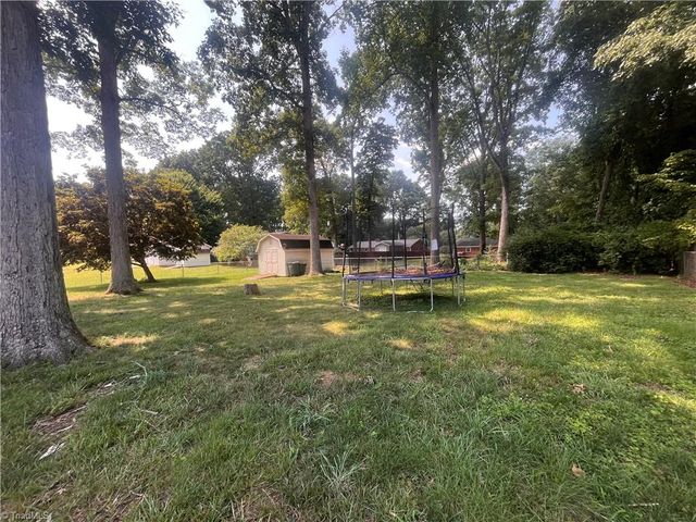 1041 Canyon Drive, Rural Hall, NC 27045