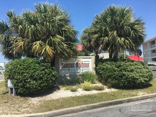 7476 Sunset Harbor Dr 432, Navarre Beach, FL 32566