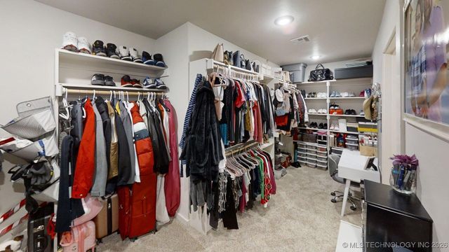 1812 Kendall Drive, Ardmore, OK 73401