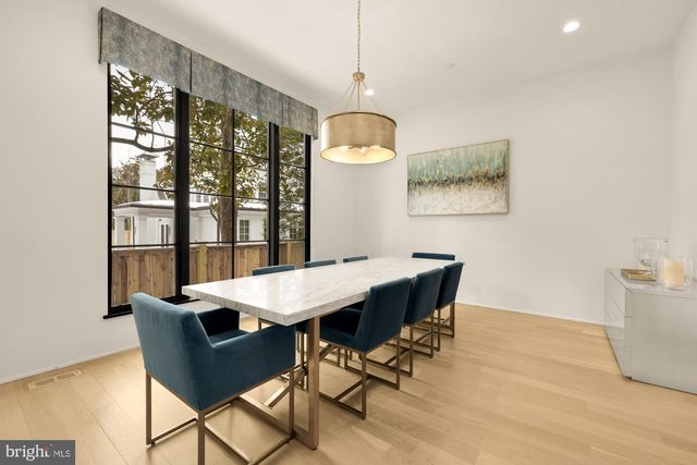 7613 GLENBROOK RD, Bethesda, MD 20814