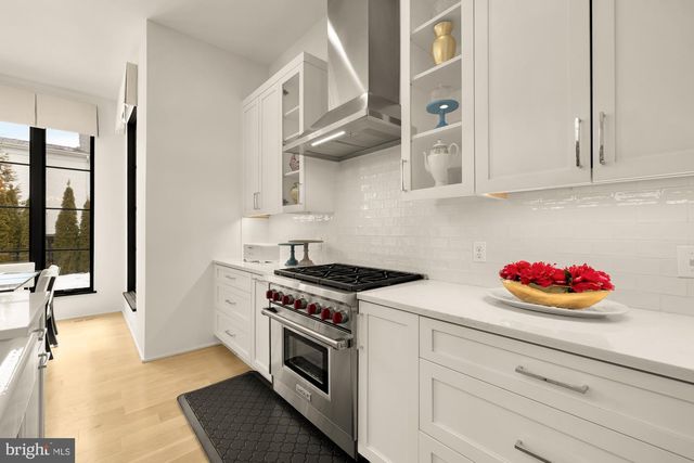 7613 GLENBROOK RD, Bethesda, MD 20814