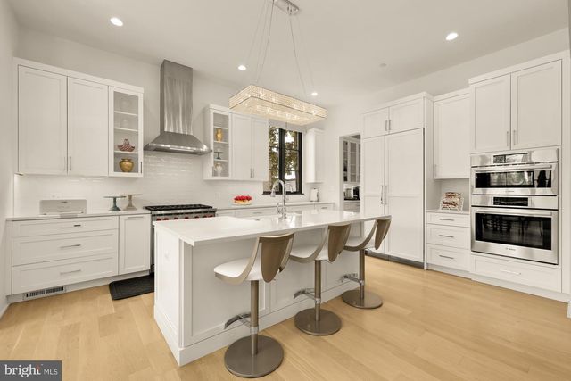 7613 GLENBROOK RD, Bethesda, MD 20814