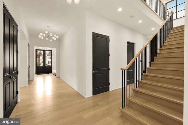 7613 GLENBROOK RD, Bethesda, MD 20814