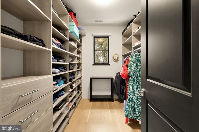 7613 GLENBROOK RD, Bethesda, MD 20814