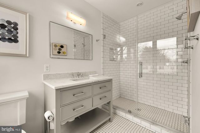 7613 GLENBROOK RD, Bethesda, MD 20814