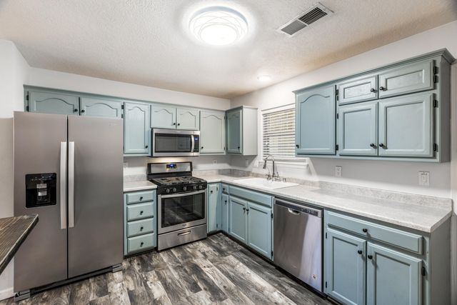 13133 Argon Avenue NE, Albuquerque, NM 87112