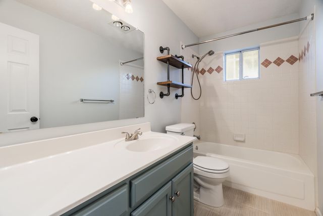 13133 Argon Avenue NE, Albuquerque, NM 87112