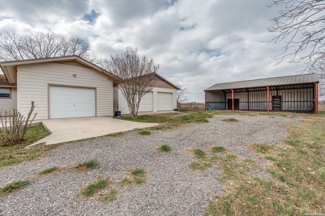 4310 gin, Seguin, TX 78155