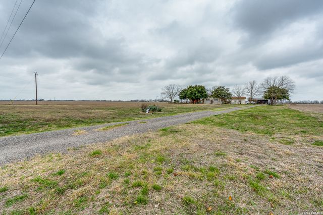4310 gin, Seguin, TX 78155