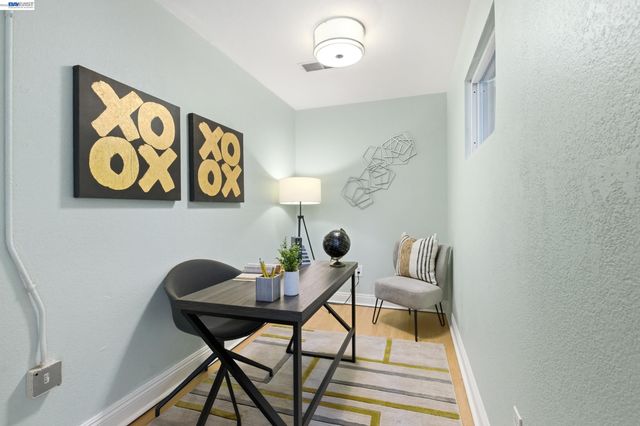 4053 Harlan St 114, Emeryville, CA 94608