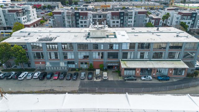 4053 Harlan St 114, Emeryville, CA 94608