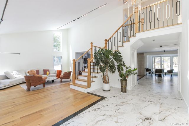 45 Carriage Court, Muttontown, NY 11791