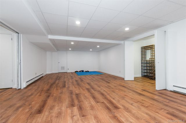 45 Carriage Court, Muttontown, NY 11791