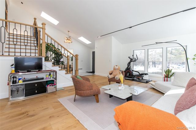 45 Carriage Court, Muttontown, NY 11791