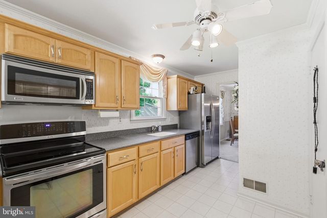 9385 SADDLEMOUNT CT, Springfield, VA 22153