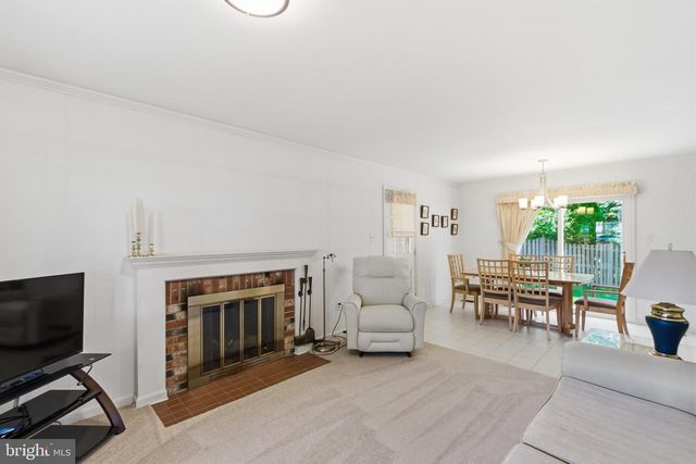 9385 SADDLEMOUNT CT, Springfield, VA 22153
