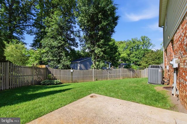 9385 SADDLEMOUNT CT, Springfield, VA 22153
