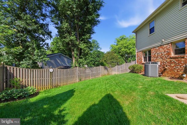 9385 SADDLEMOUNT CT, Springfield, VA 22153