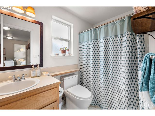 17800 Sw BRYAN Way, Beaverton, OR 97007