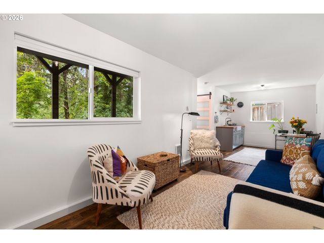 17800 Sw BRYAN Way, Beaverton, OR 97007