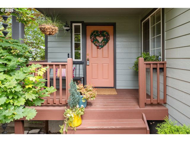 17800 Sw BRYAN Way, Beaverton, OR 97007