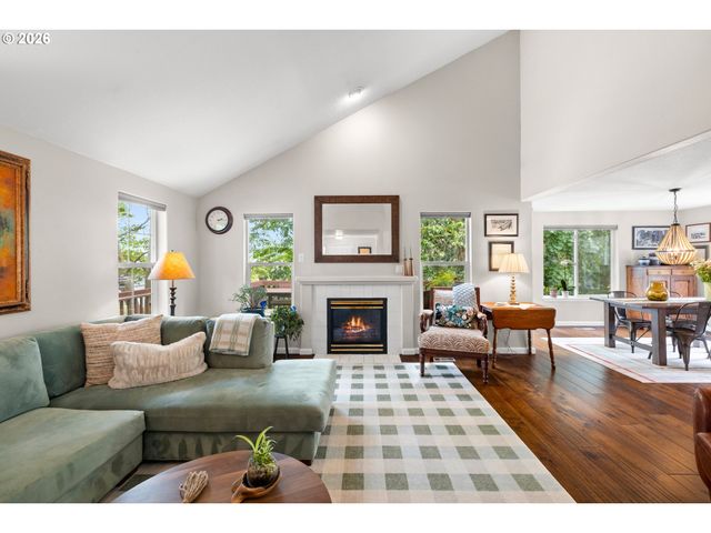17800 Sw BRYAN Way, Beaverton, OR 97007
