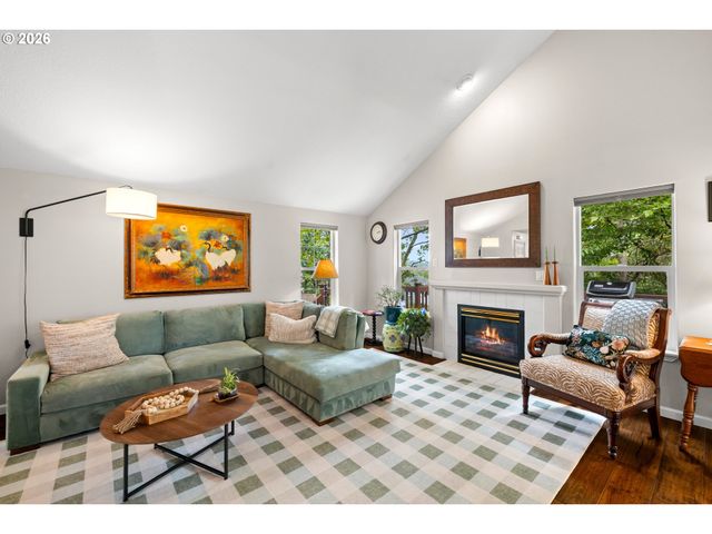 17800 Sw BRYAN Way, Beaverton, OR 97007