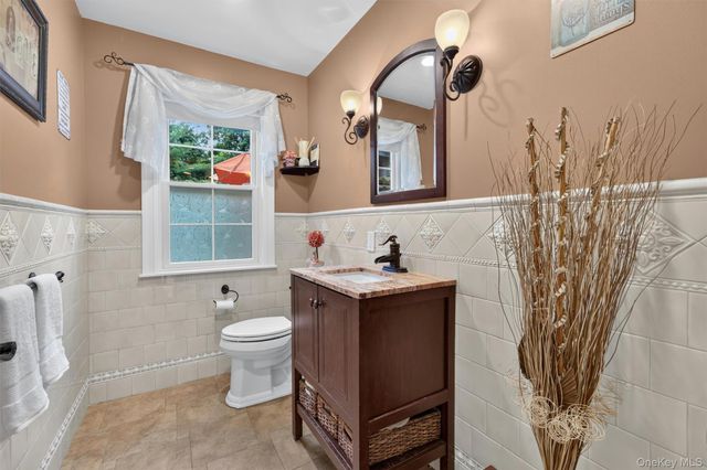 45 Brightwood Avenue, Pearl River, NY 10965