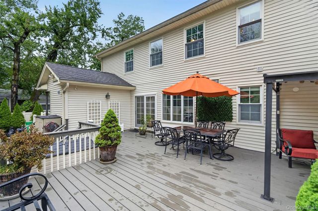 45 Brightwood Avenue, Pearl River, NY 10965