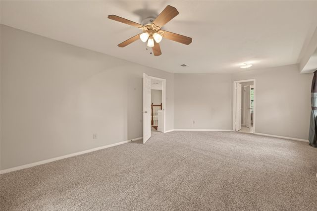 8831 Hedgestone Court, La Porte, TX 77571