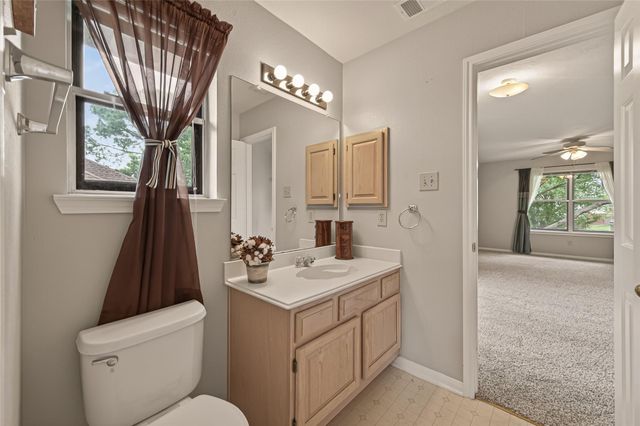 8831 Hedgestone Court, La Porte, TX 77571