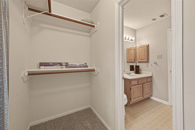 8831 Hedgestone Court, La Porte, TX 77571