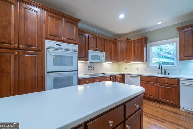 102 Trent Trail, Cleveland, GA 30528