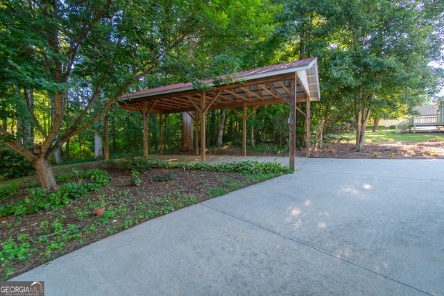 102 Trent Trail, Cleveland, GA 30528