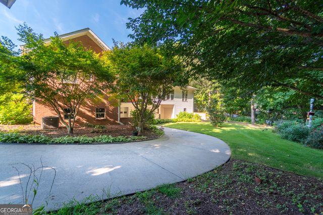 102 Trent Trail, Cleveland, GA 30528