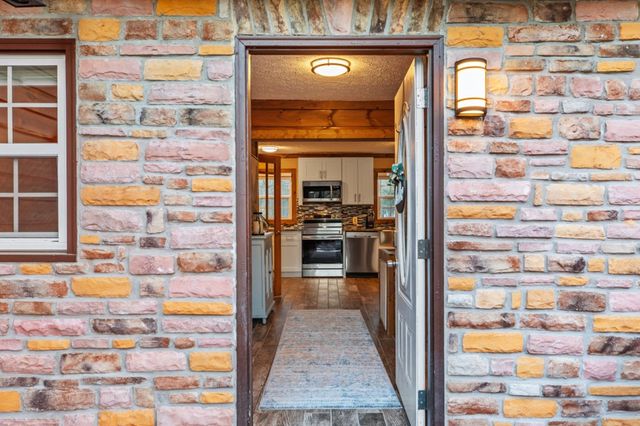 125 Cedar Lane, Morganton, GA 30560