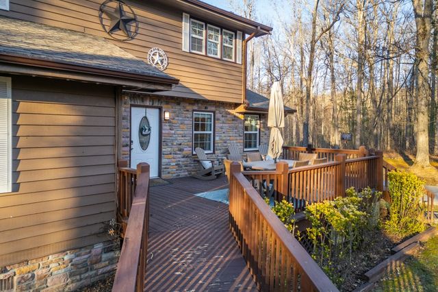 125 Cedar Lane, Morganton, GA 30560